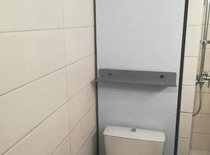 Motte, Parking アパート *