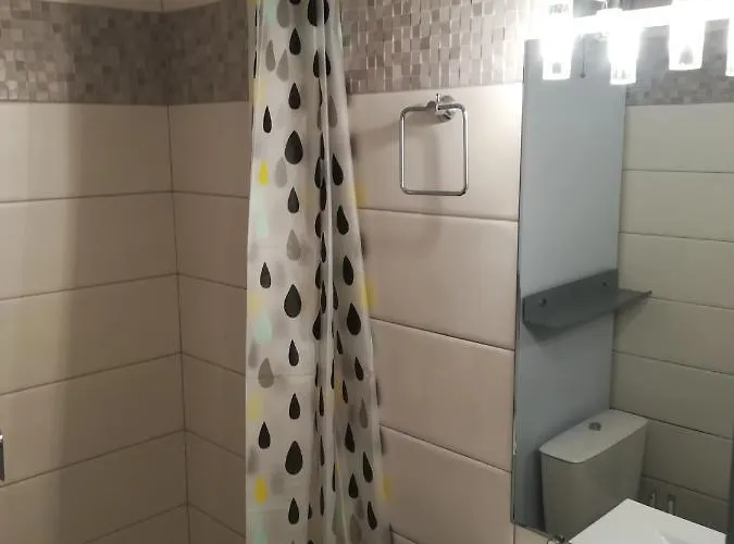 Motte, Parking アパート